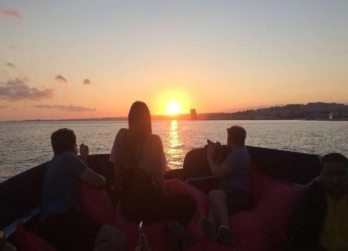 Sunset tour with local guides. Lisbon, PORTUGAL